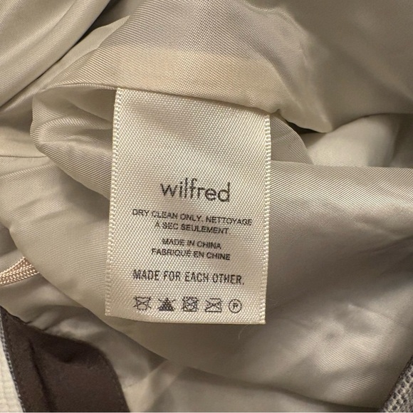 Aritzia Wilfred Mini Skirt - Size 8 - Picture 10 of 11